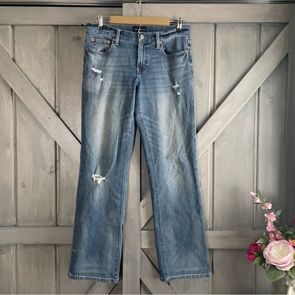 Lucky Brand Light Rinse Light Distressing Straight Leg‎ stretchy - Picture 1 of 11